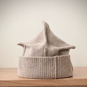joodito origami crown 100% merino wool sweater hat bucket beanie cap beige tan